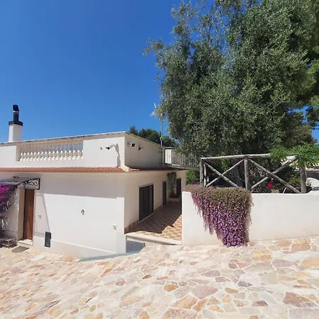 Lunamora 3 Hébergement de vacances Rodi Garganico